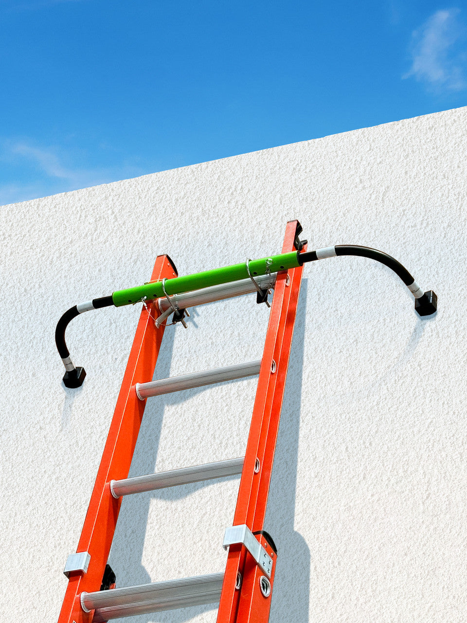 Frontline LAS48 Universal Ladder Stabilizer – Frontline Fall