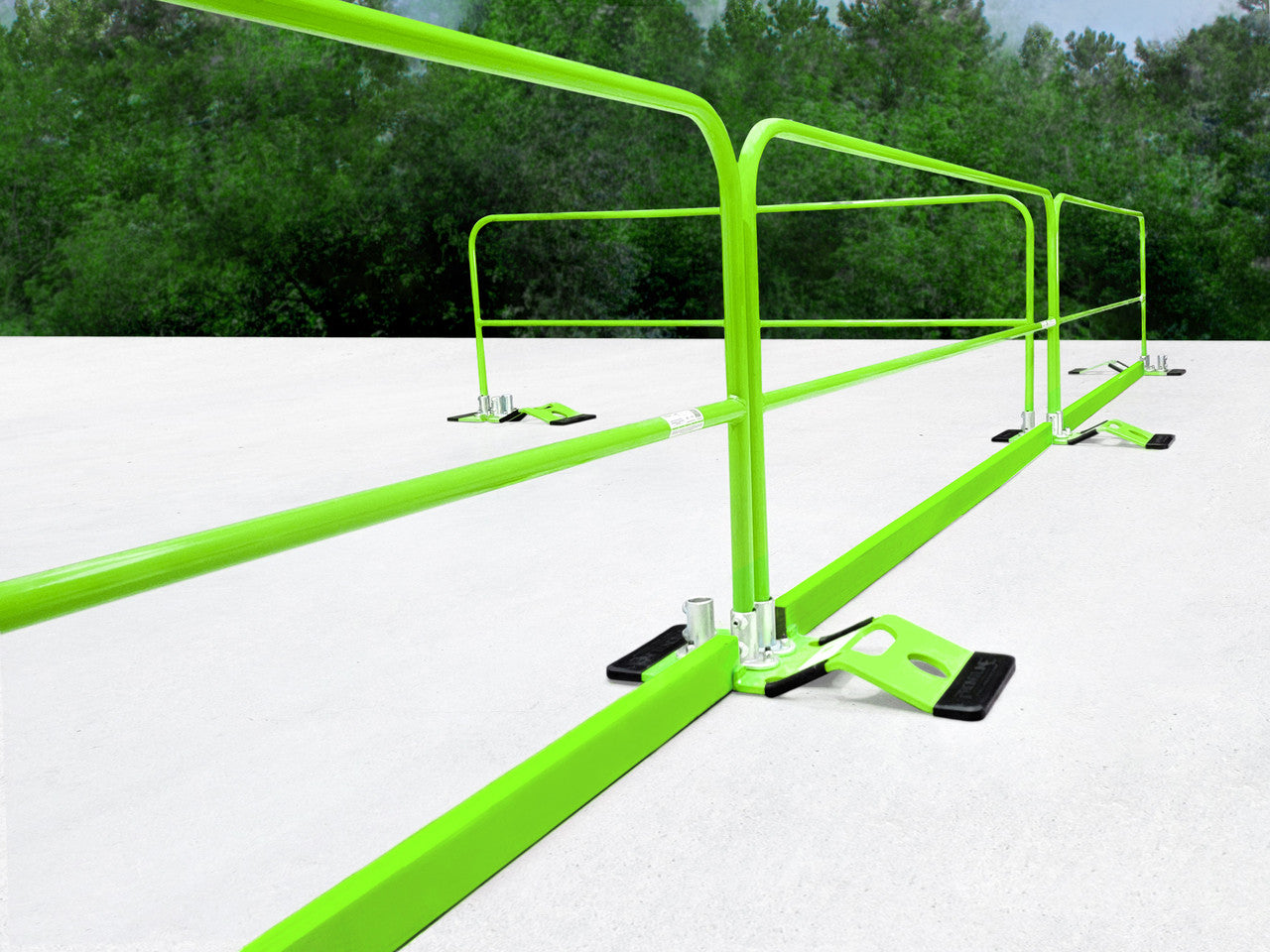 Frontline GUS10 Guardrail System Non-Penetrating Complete 100' Kit - OSHA Compliant